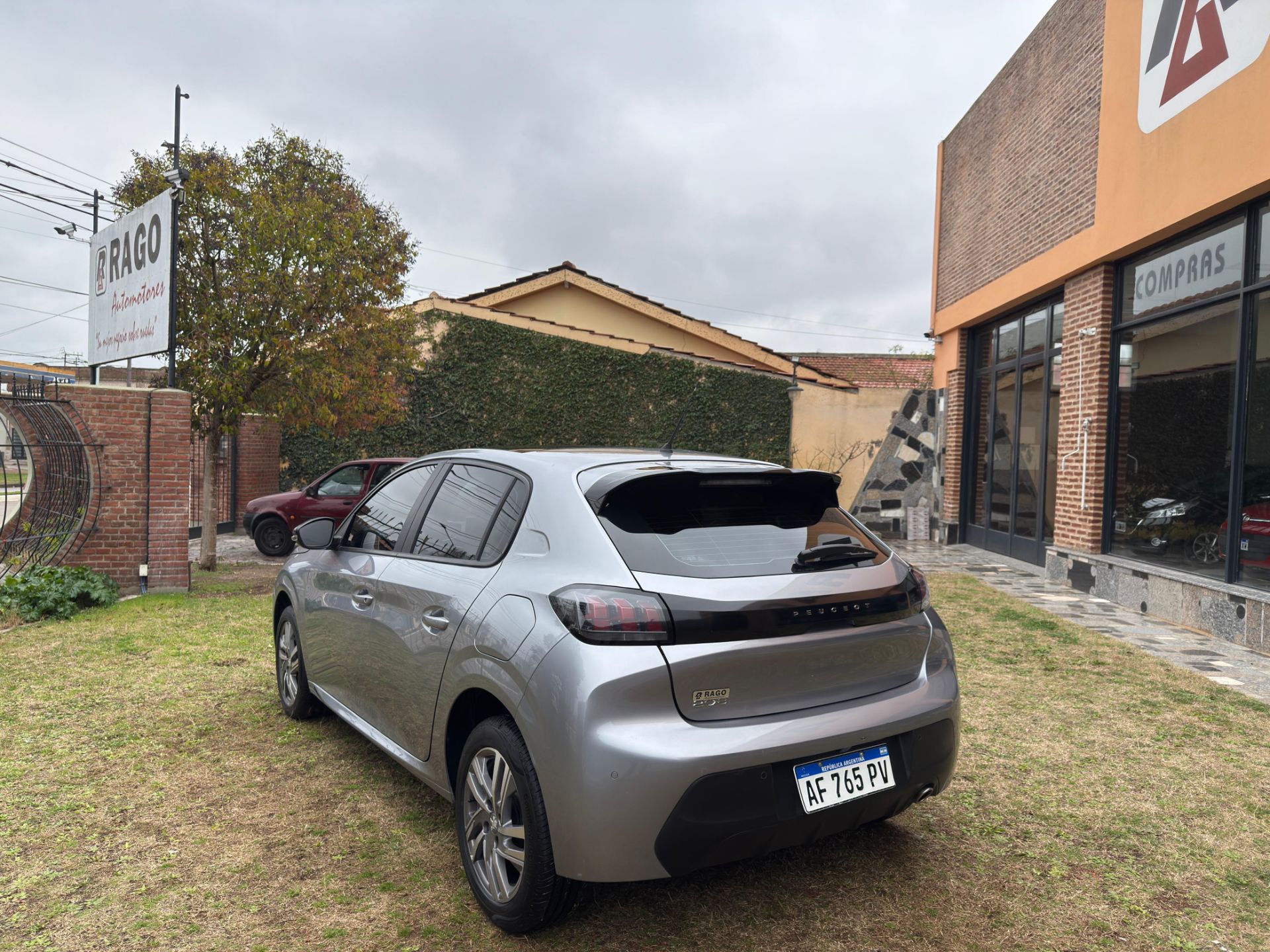 Peugeot 208 Feline - Foto 5