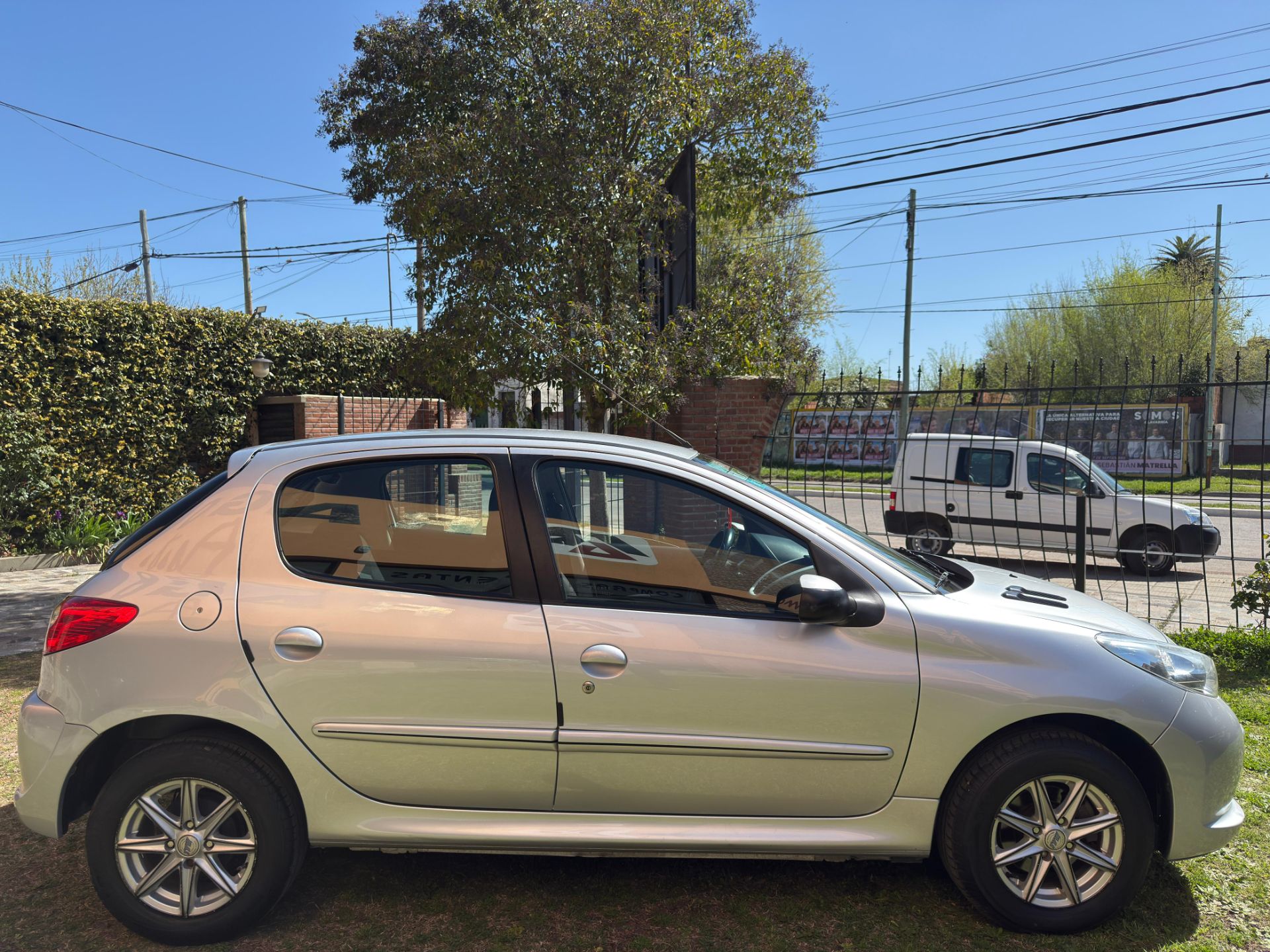 Peugeot 207 - Foto 4