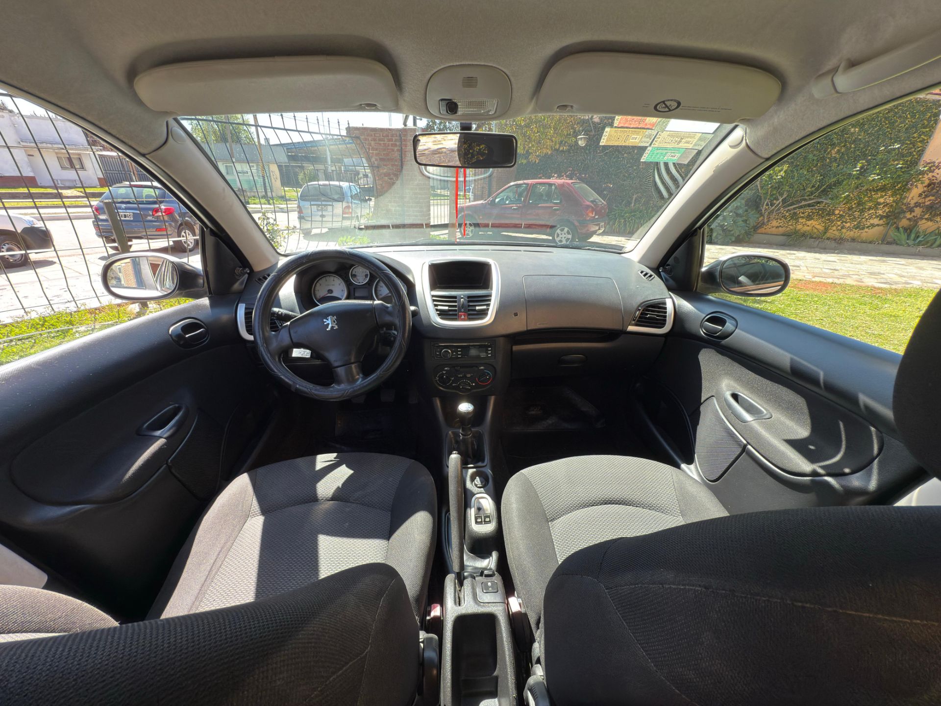 Peugeot 207 - Foto 9