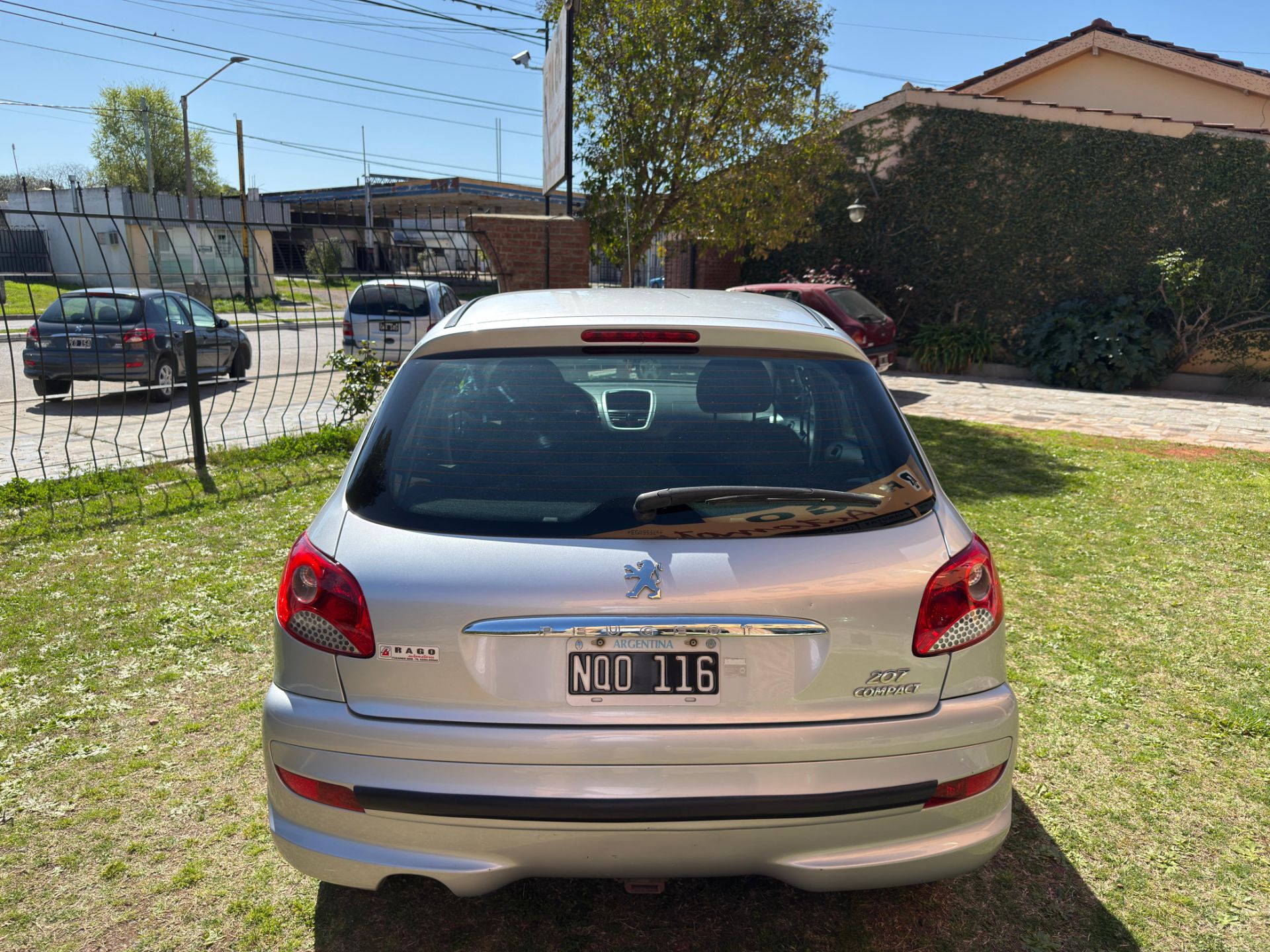 Peugeot 207 - Foto 6