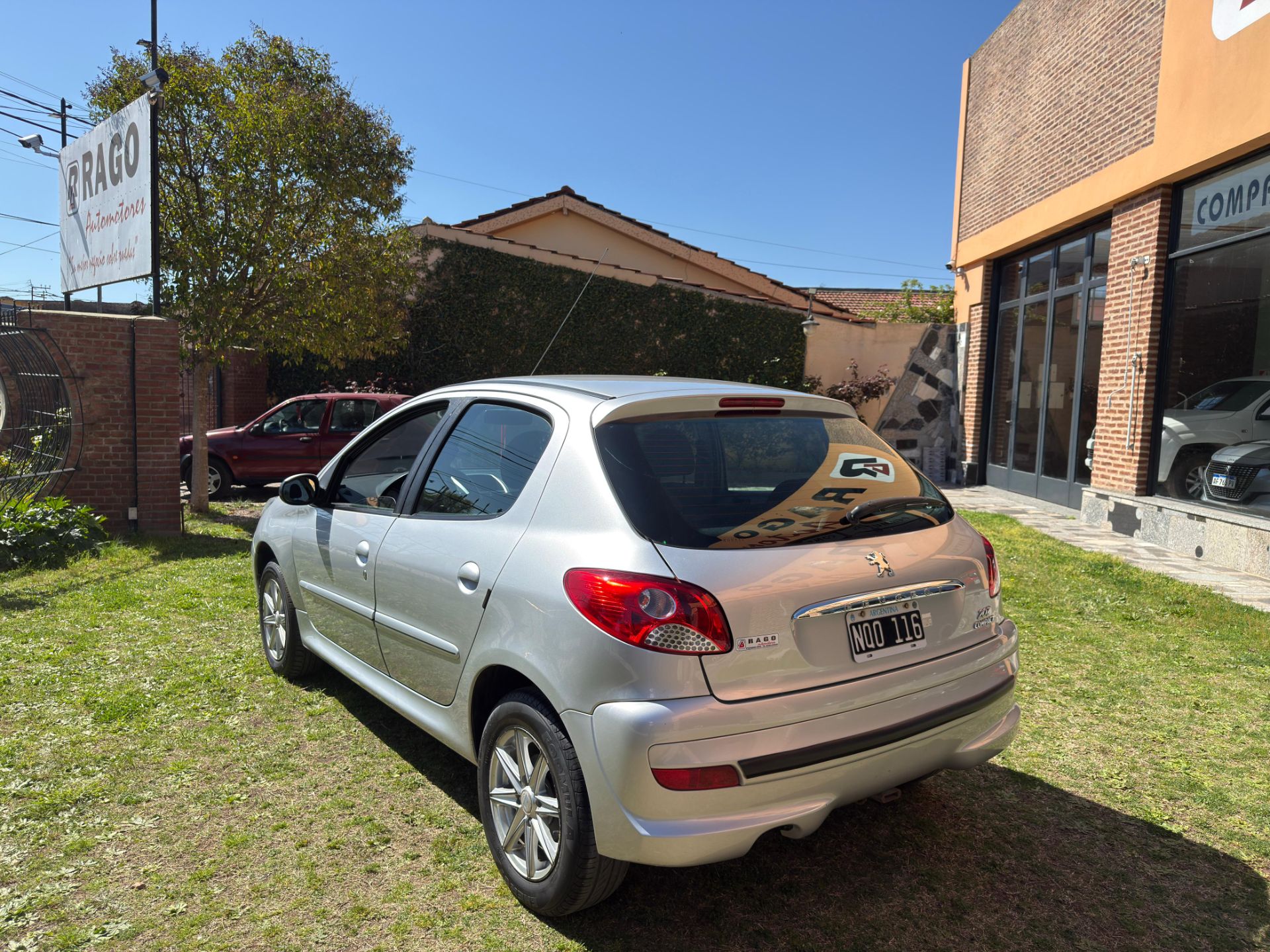 Peugeot 207 - Foto 7