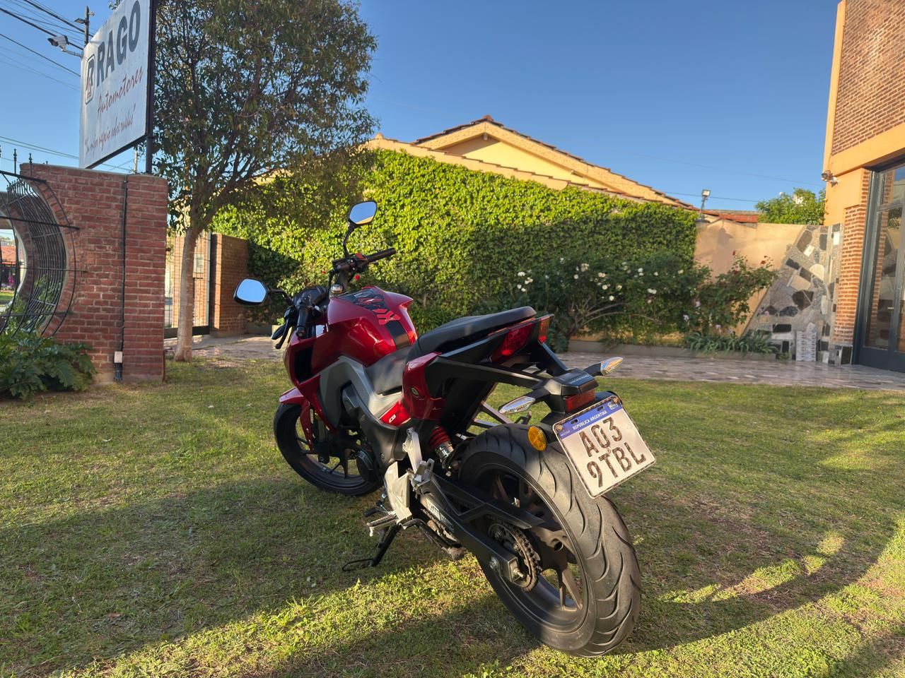 Honda CB190R - Foto 7