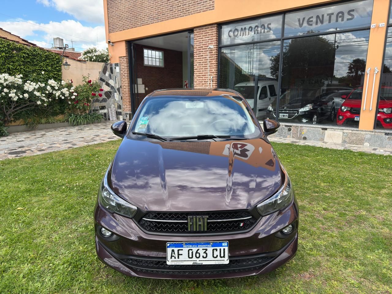 Fiat Cronos - Foto 2