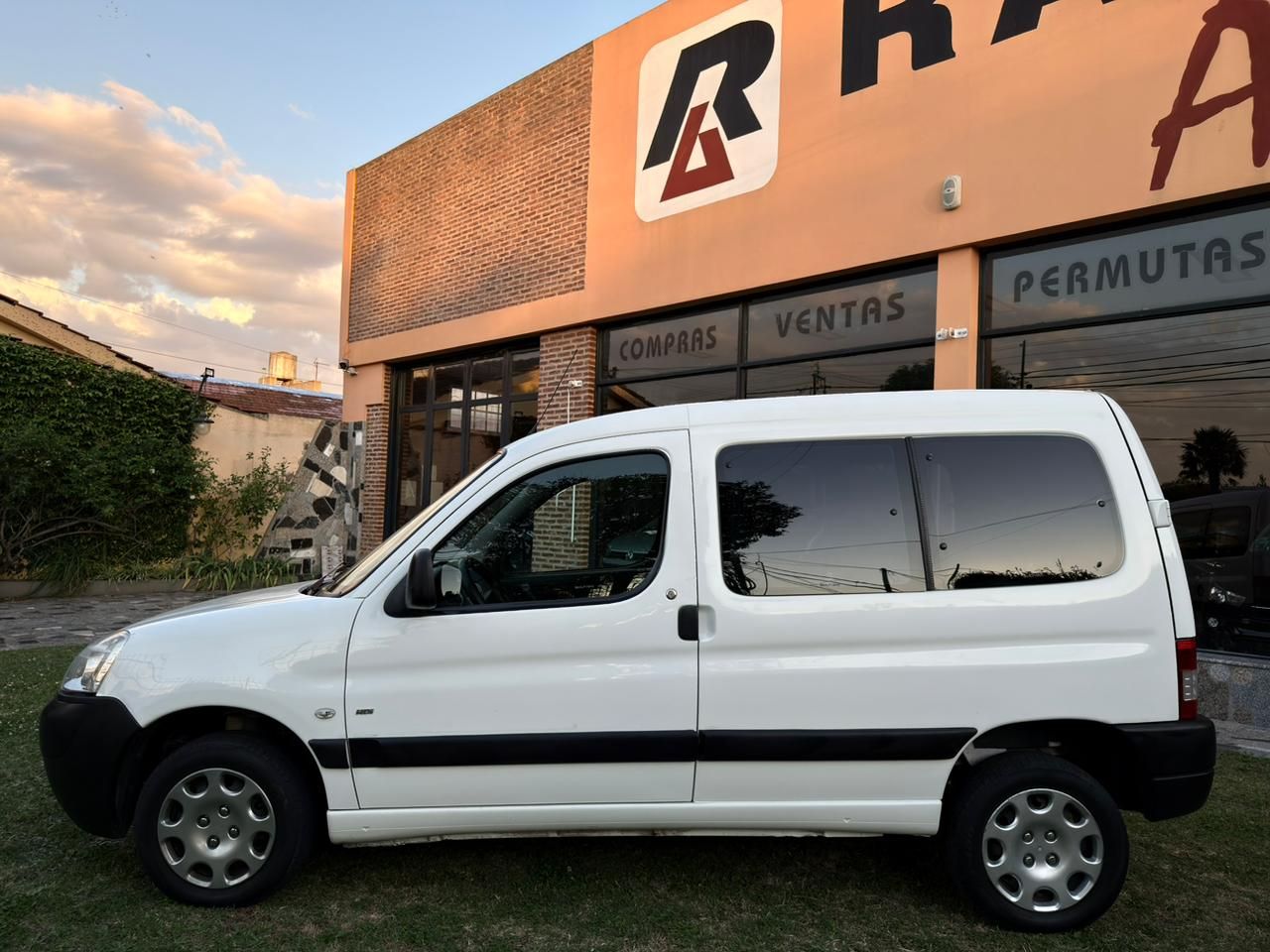 Peugeot Partner - Foto 8