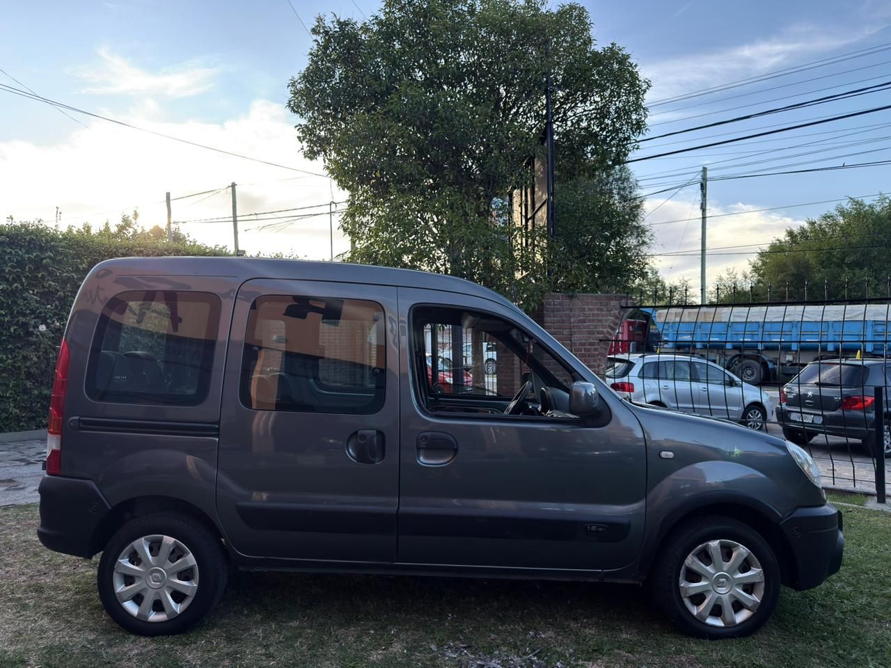 Renault Kangoo - Foto 4