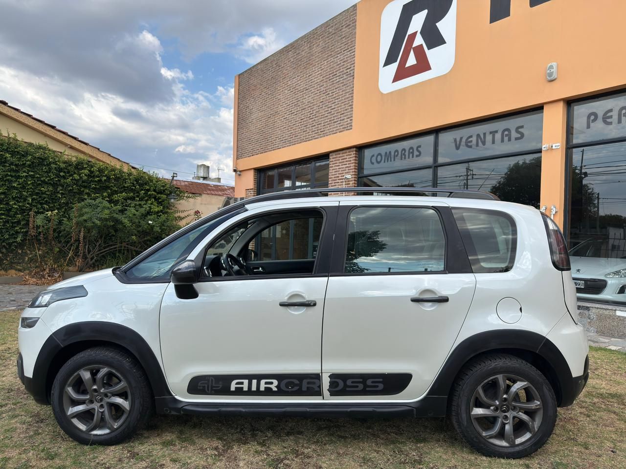 Citroen C3 Aircross Shine - Foto 8