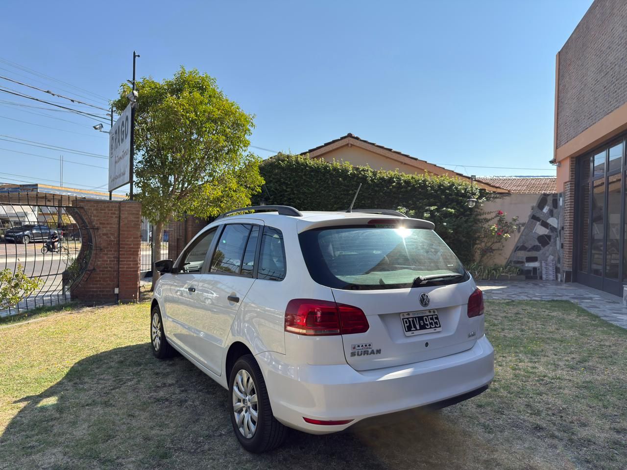 Volkswagen Suran - Foto 7