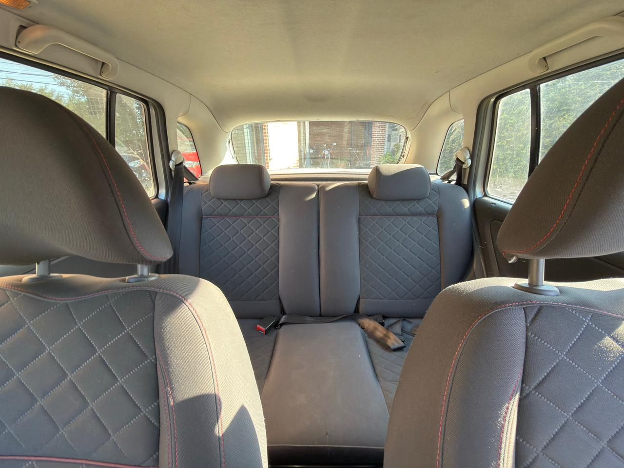 Volkswagen Suran - Foto 10