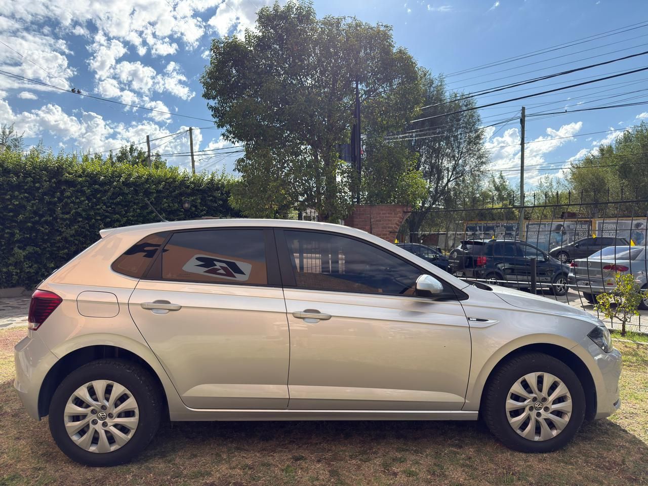 Volkswagen Polo - Foto 4