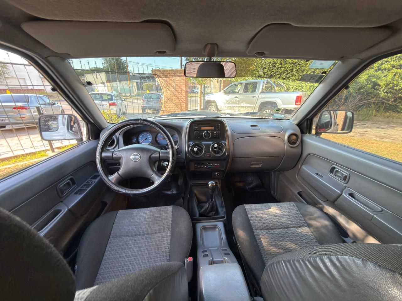 Nissan Frontier - Foto 9