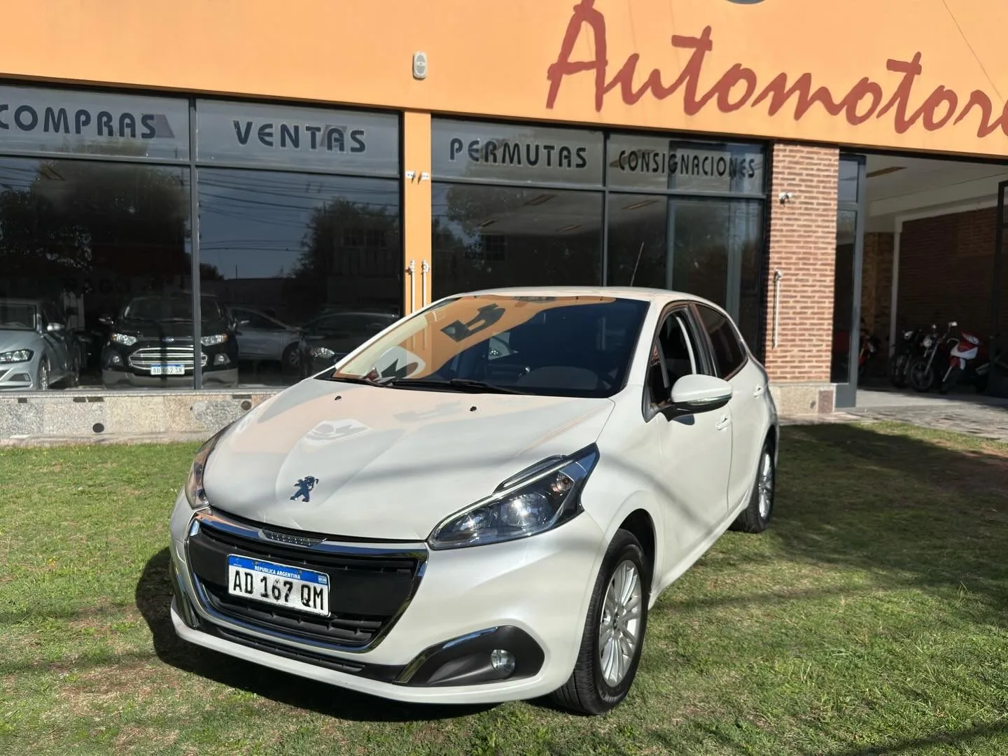 Peugeot 208 Allure