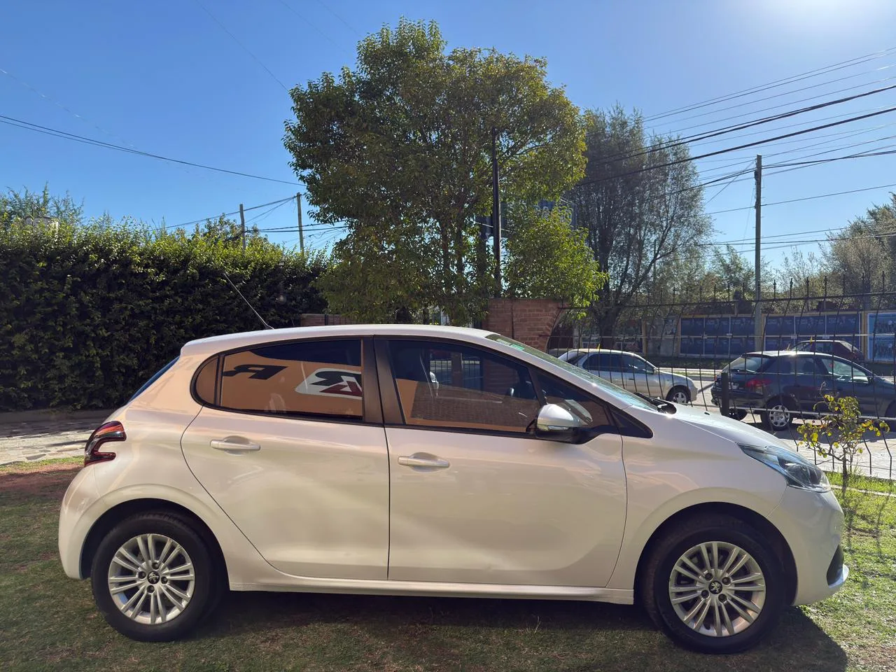 Peugeot 208 Allure - Foto 4