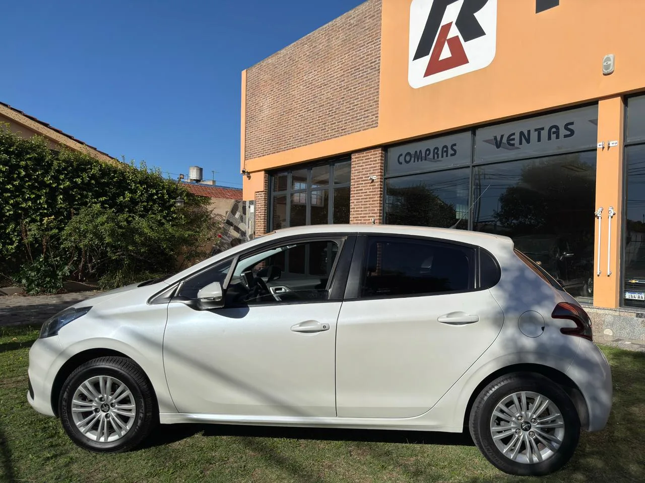 Peugeot 208 Allure - Foto 8