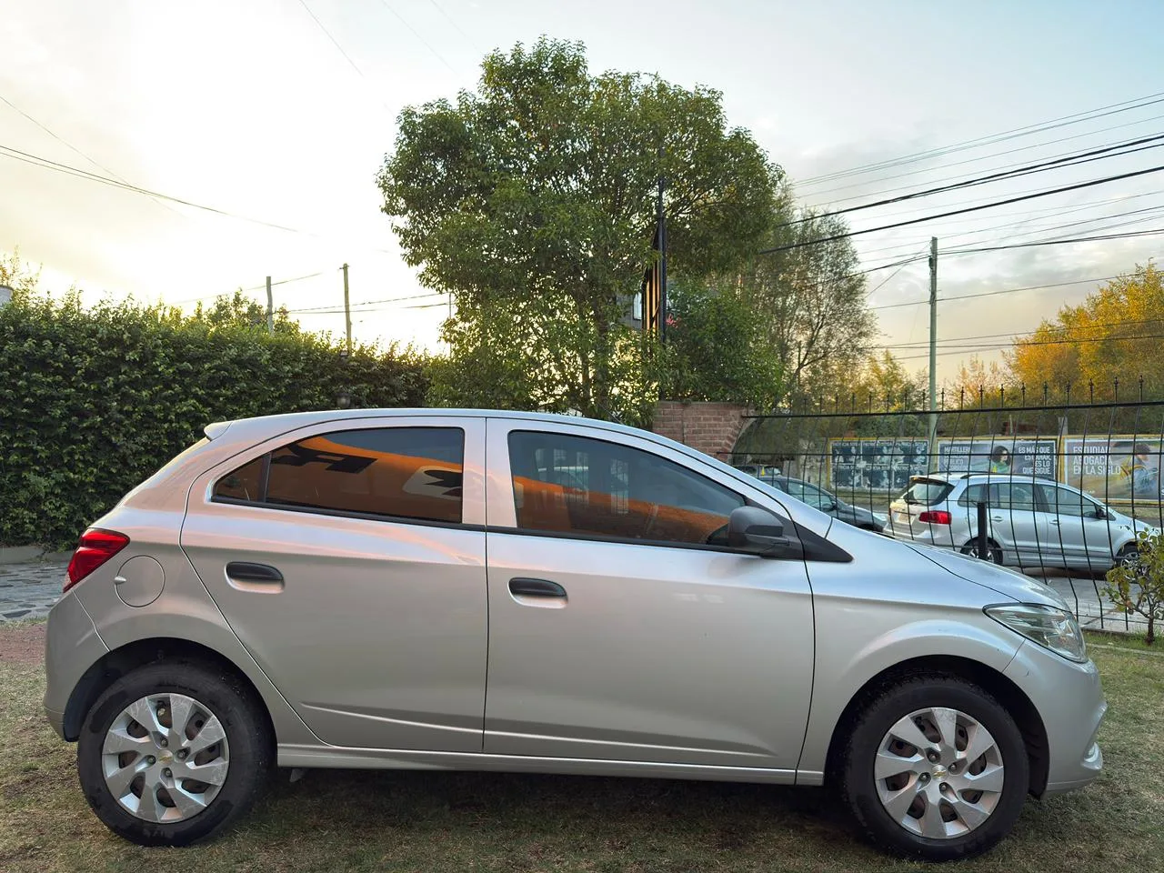 Chevrolet Onix LT - Foto 4