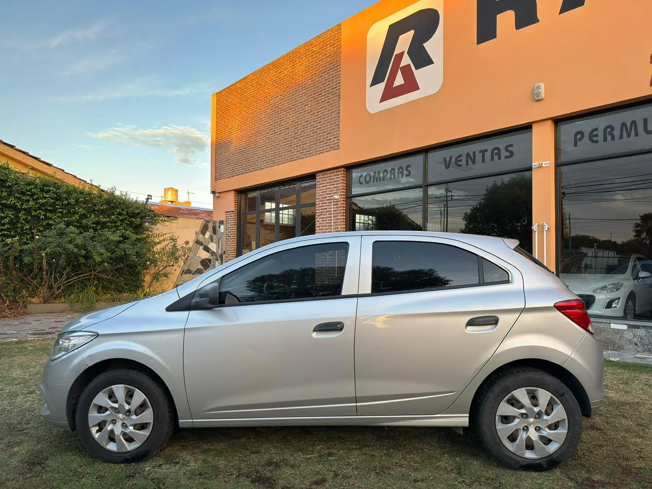 Chevrolet Onix LT - Foto 8
