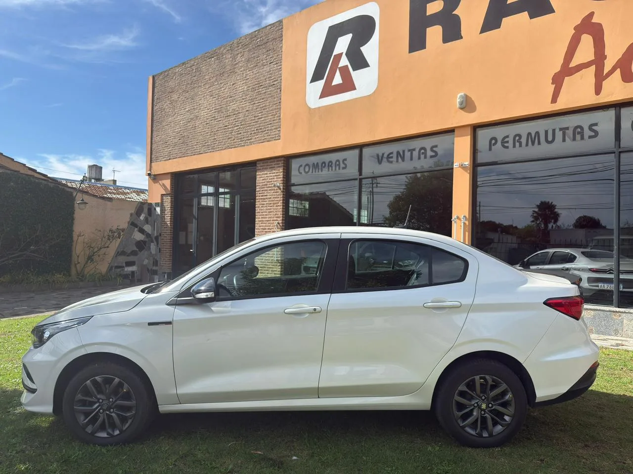 Fiat Cronos - Foto 8