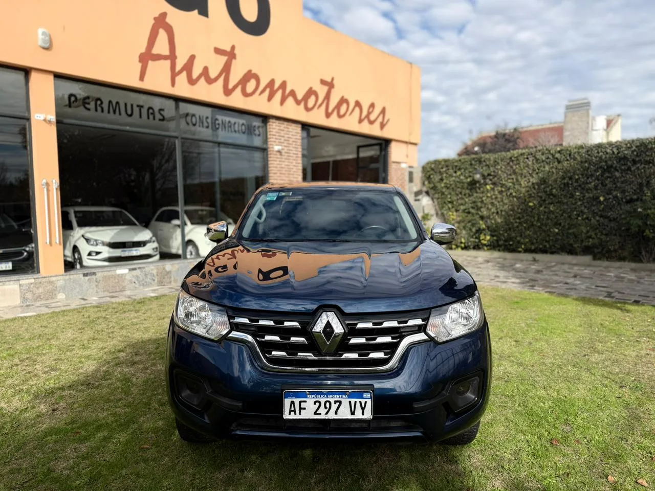 Renault Alaskan - Foto 2